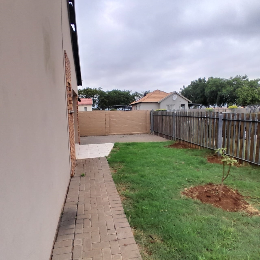 3 Bedroom Property for Sale in Waterkloof East North West